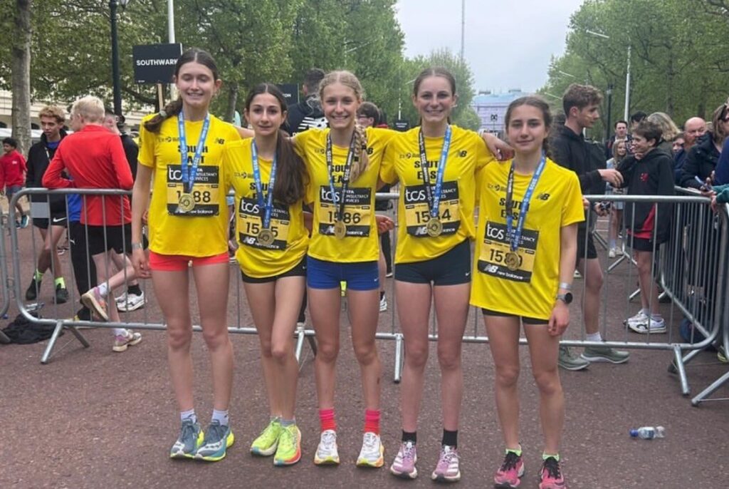 TCS London Mini Marathon Kara Gorman 2nd from right and Tara Ferguson at the end on the right